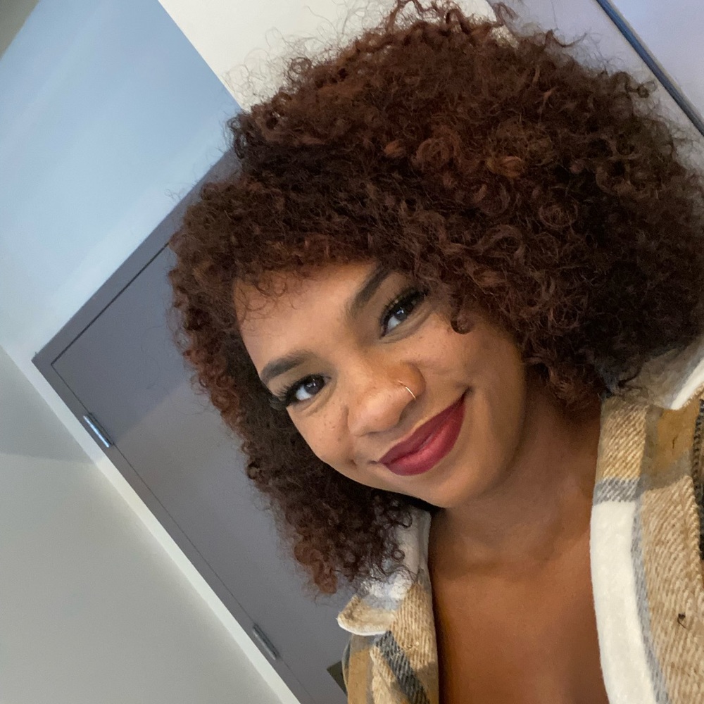 Meet your Posher, Hearteyona
